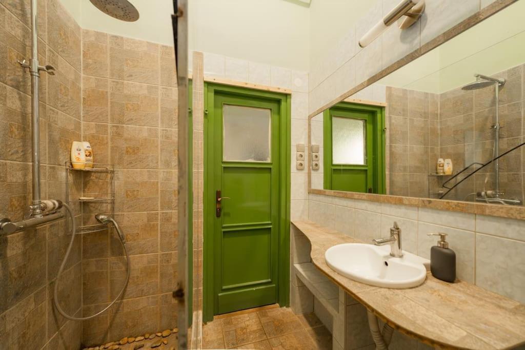 Main Street Apartment / Heart Of Bp Budapest Exterior photo